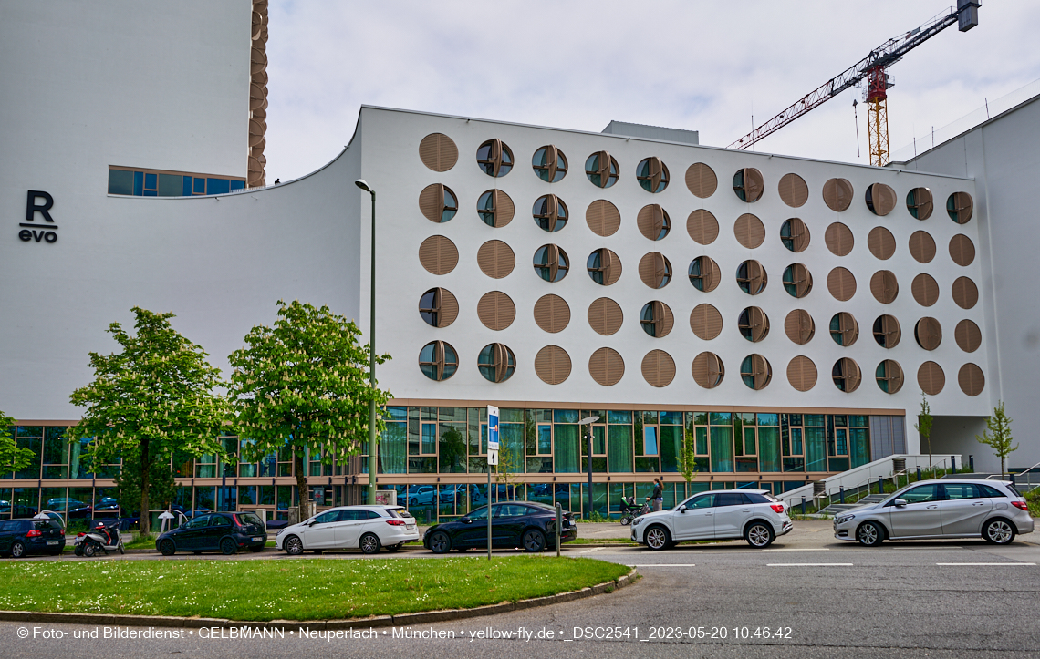 20.05.2023 - REVO Boardinghaus und Hochgarage in Neuperlach
